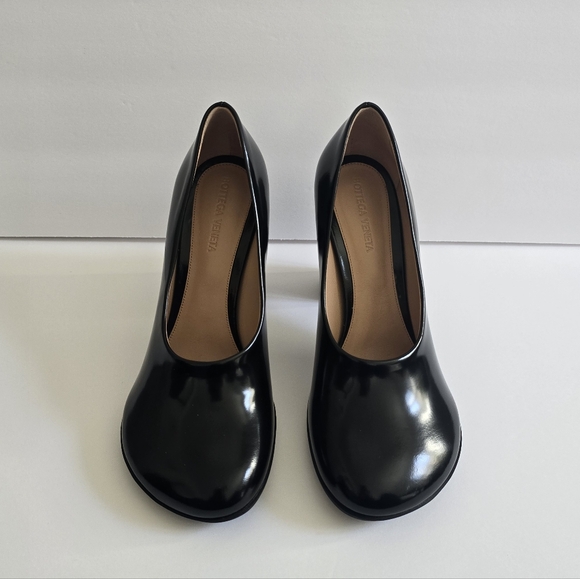 Bottega Veneta Patent Leather Pumps Black - Picture 5 of 11